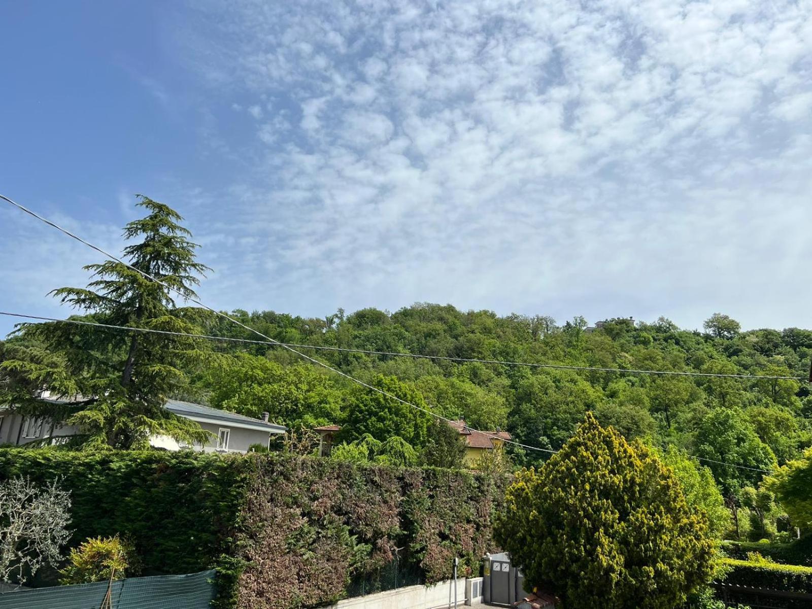 Bed and Breakfast Bb La Collina Botticino Botticino Sera Esterno foto