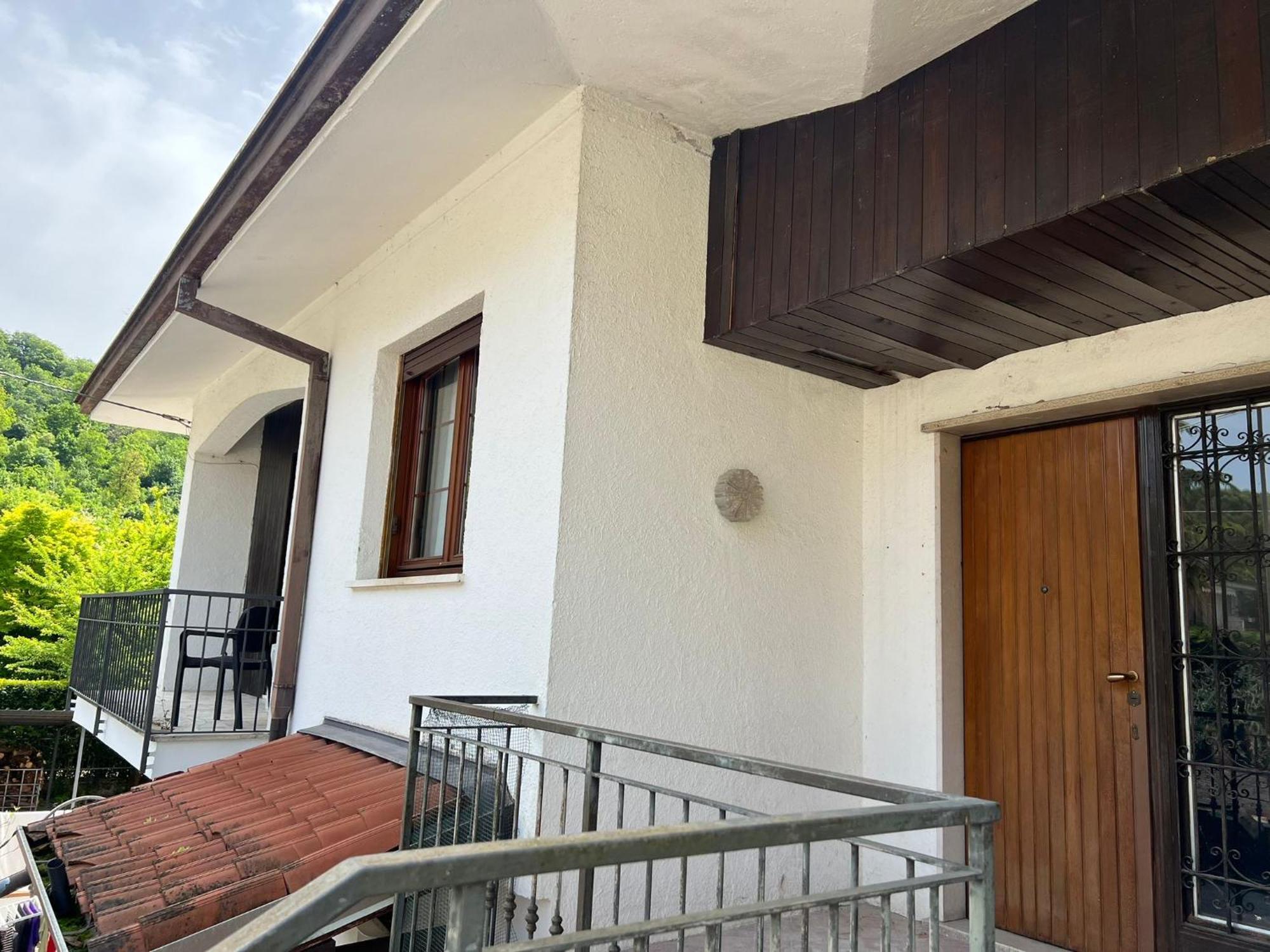Bed and Breakfast Bb La Collina Botticino Botticino Sera Esterno foto
